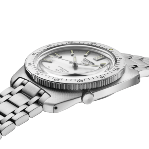 SRPL91 stylish wristwatch featuring an elegant and sophisticated design.